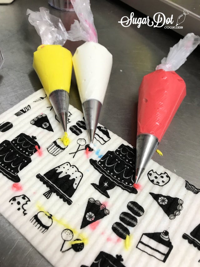 Reuseable Piping Bags - Borderlands Bakery